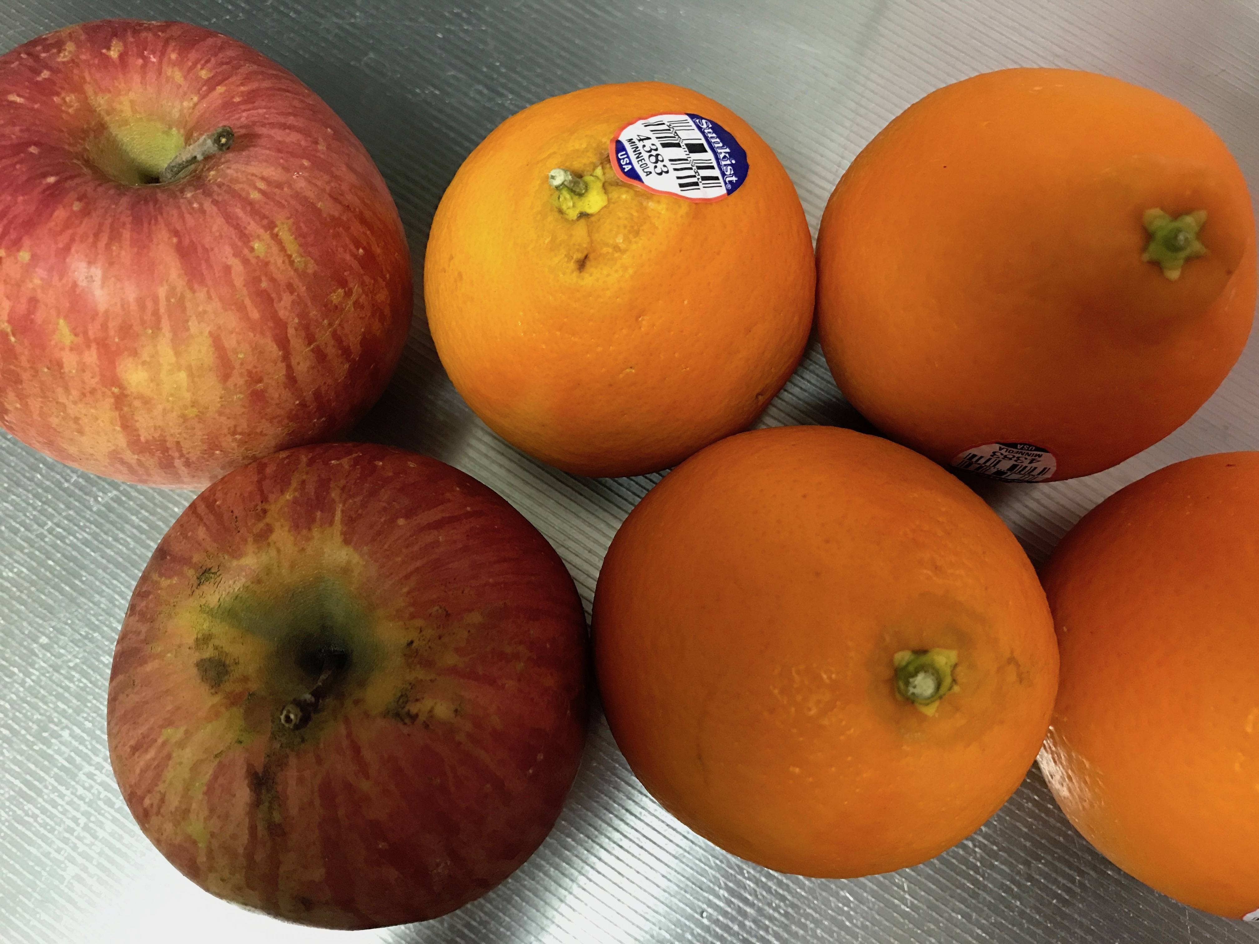 今日のスムージー　2017.05.06.　オレンジとリンゴのイエロースムージー