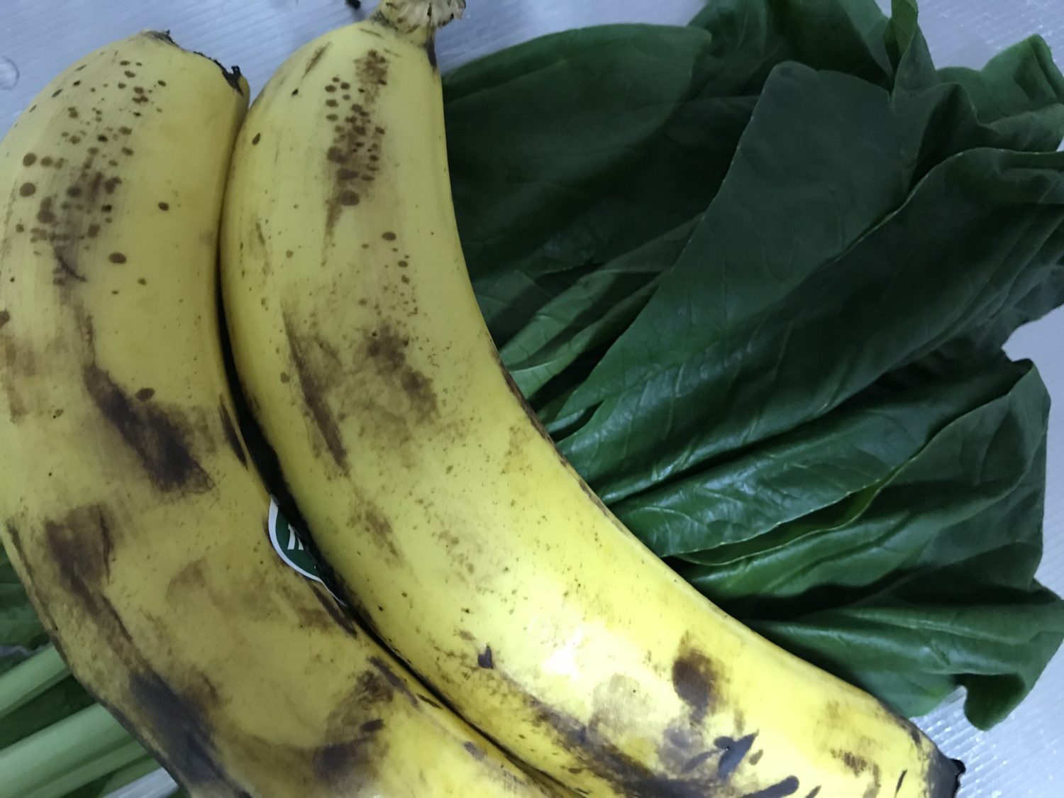 今日のスムージー　2017.08.19.　101回は定番の小松菜とバナナのスムージー
